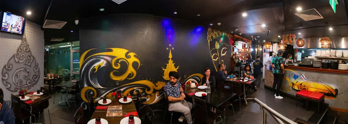 T Top Thai dining room